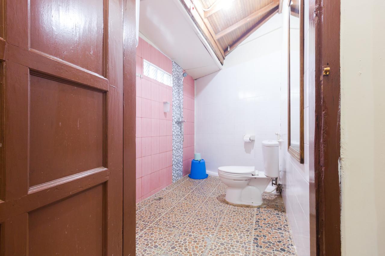 Pele Guesthouse บันดุง ภายนอก รูปภาพ